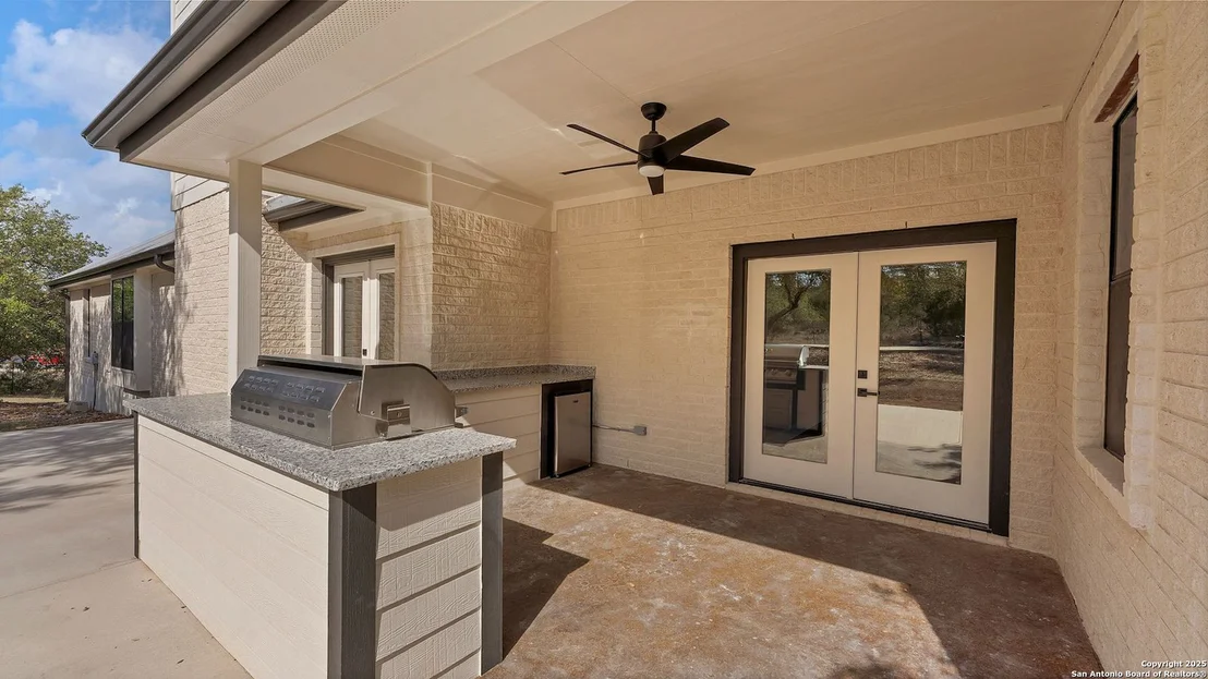 Photo of 725 Winding View