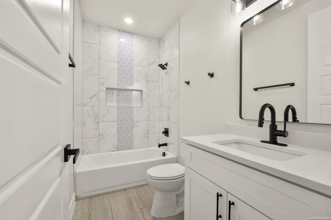 Photo of 100 W MEDIUM MEADOW DR