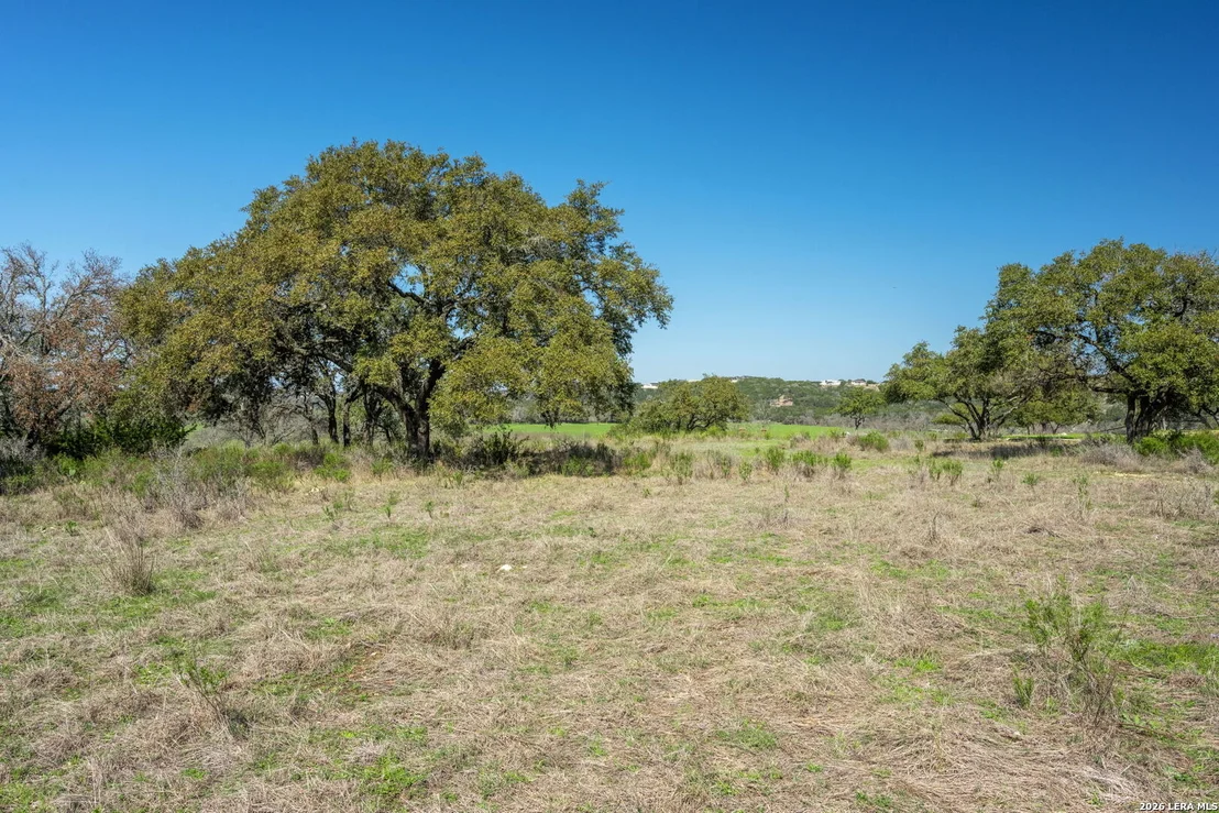 Photo of 365 RIVER CLIFF PL