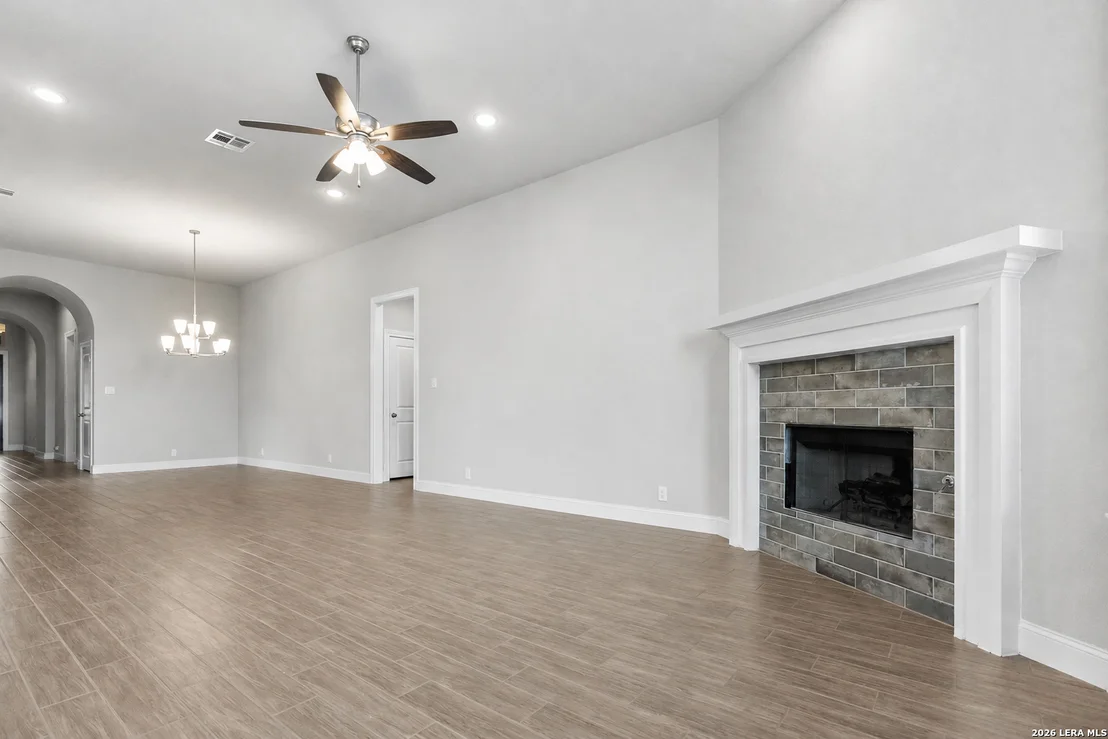 Photo of 9011 Pond Gate