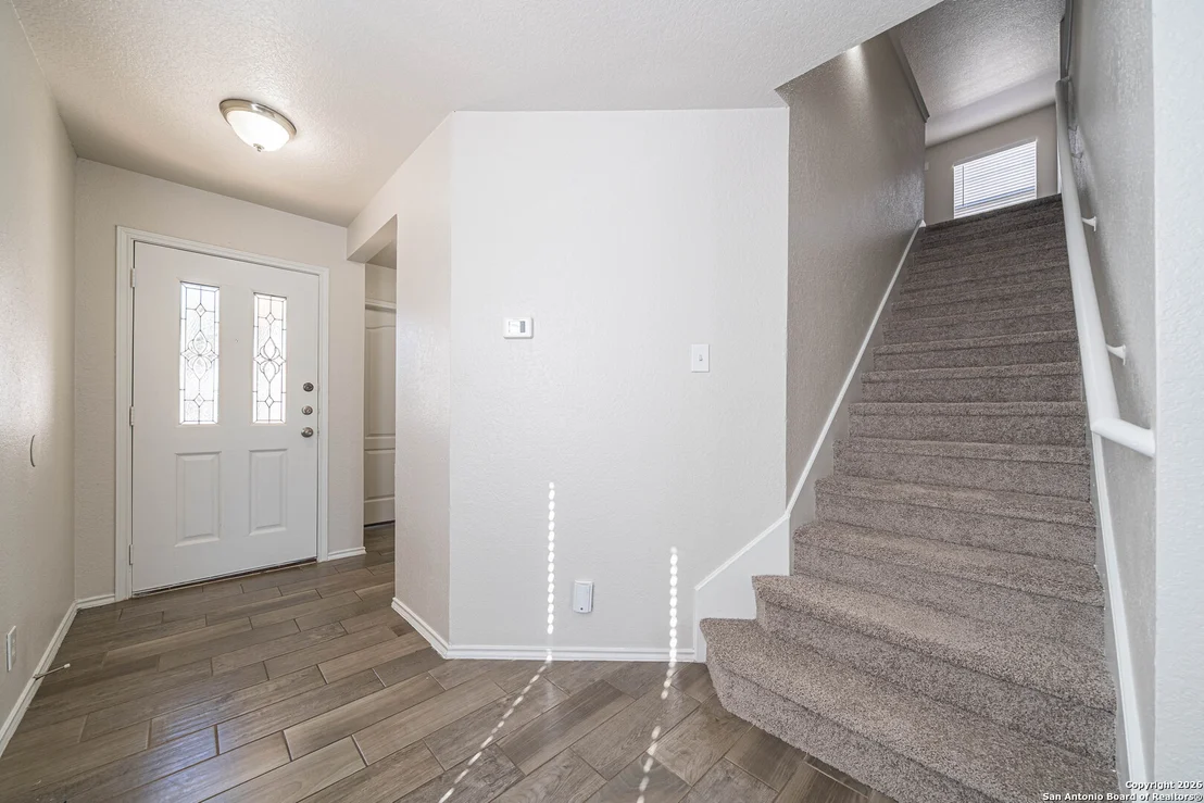 Photo of 7702 Hedrick Farm