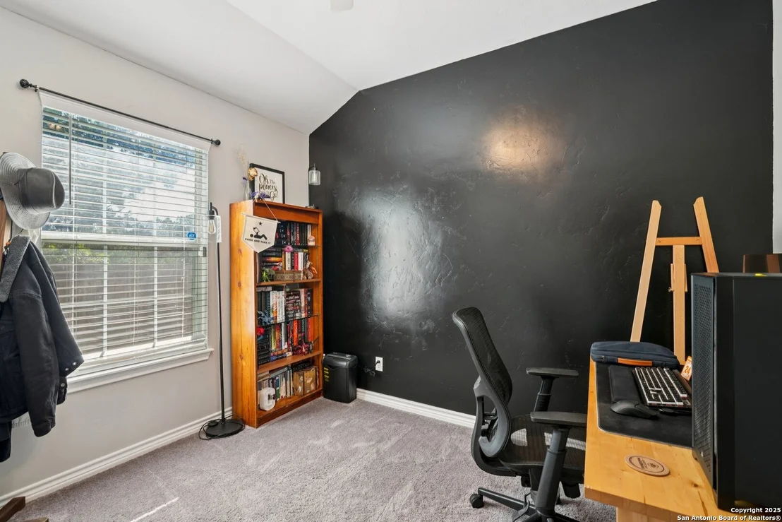 Photo of 636 Skyline Dr