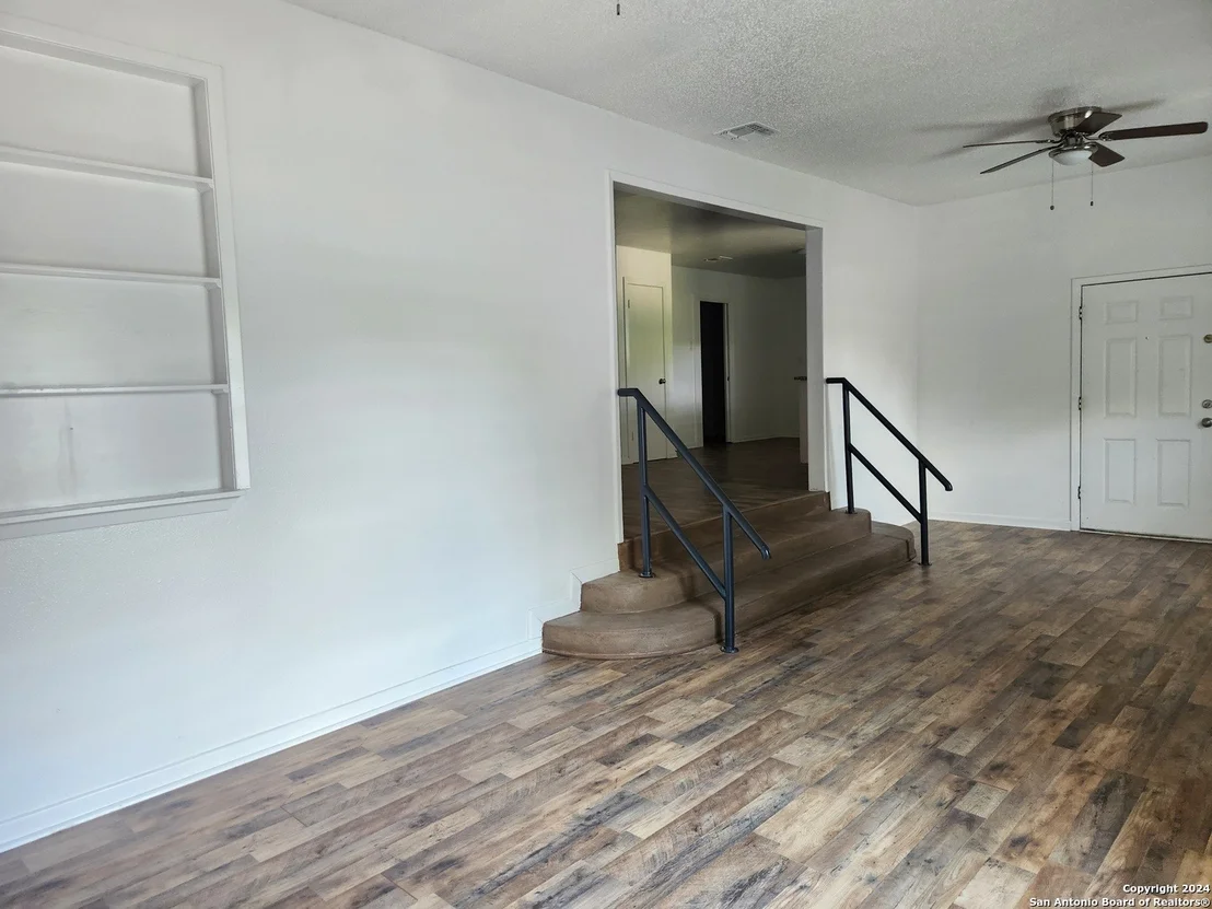 Photo of 224 GROBE DR