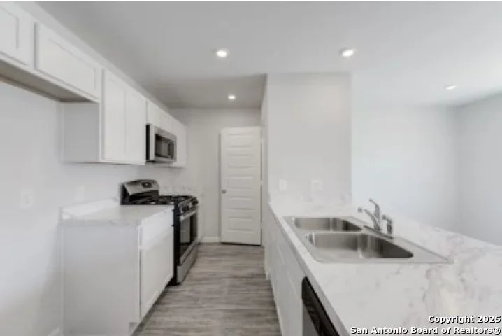 Photo of 617 Cadena Loop