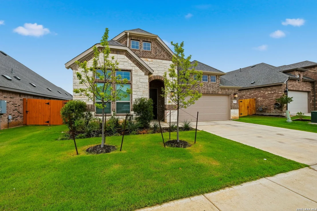 Photo of 1752 Heritage Maples