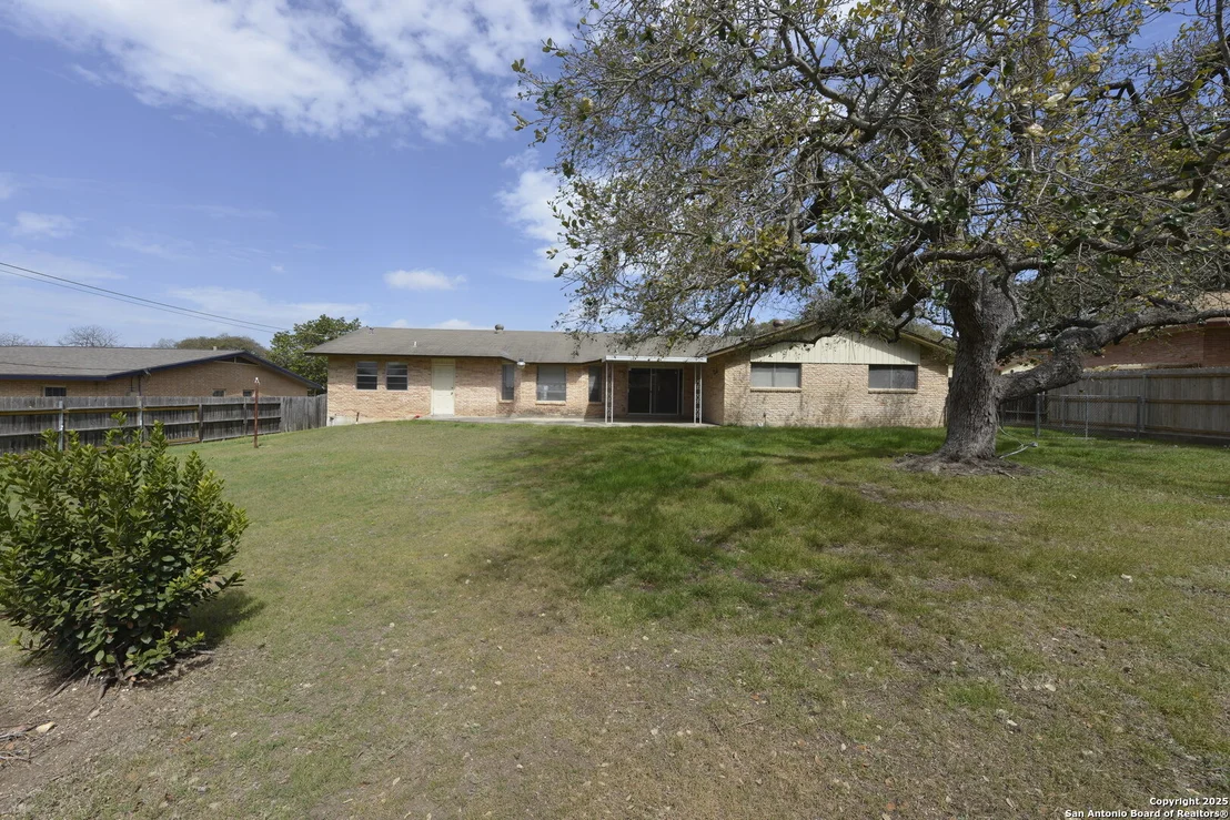Photo of 706 Richfield