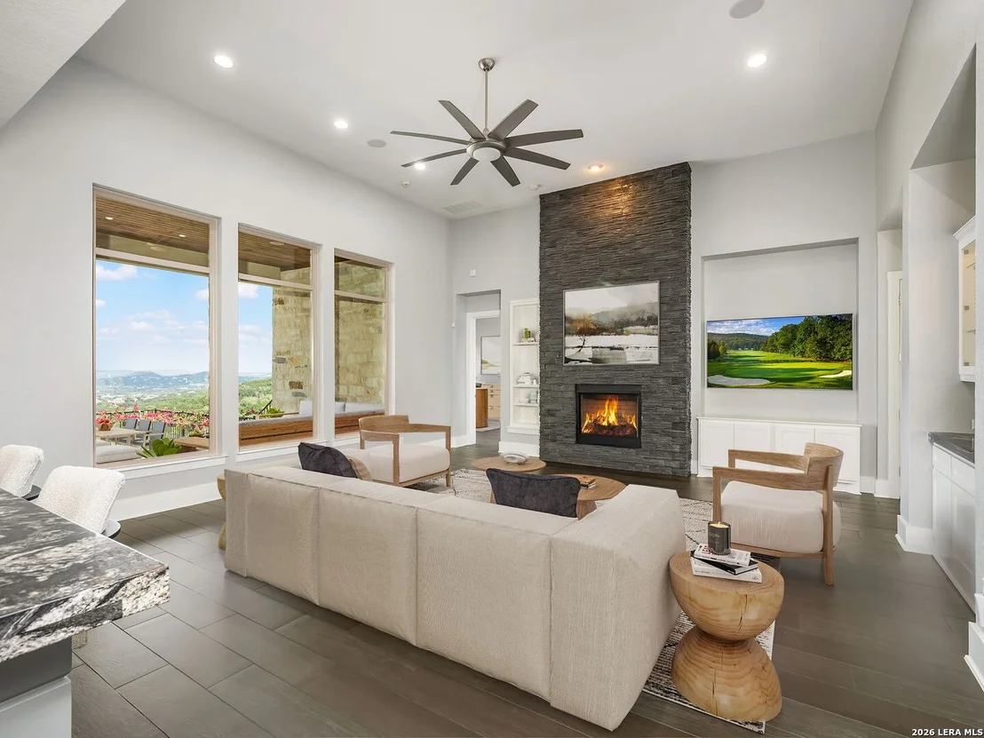 Photo of 8103 Vanity Hill