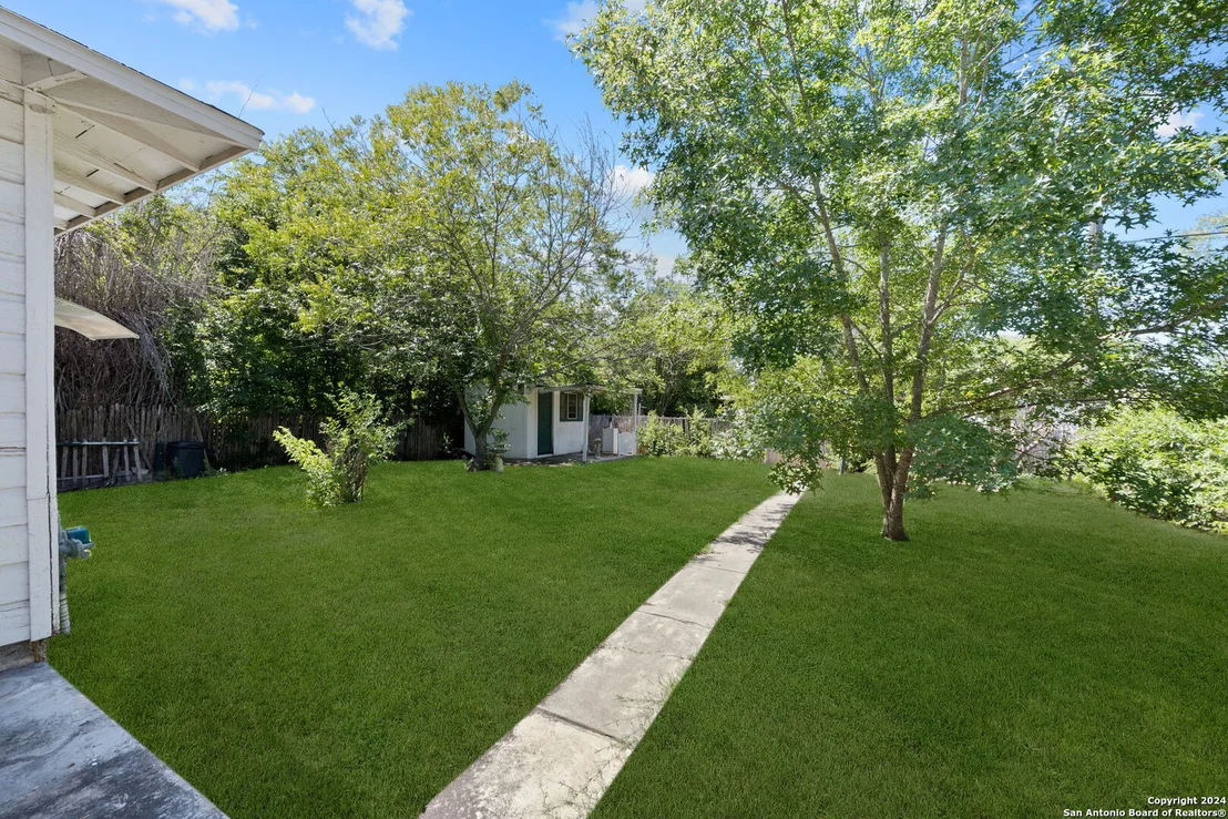 Photo of 434 Sumner Dr