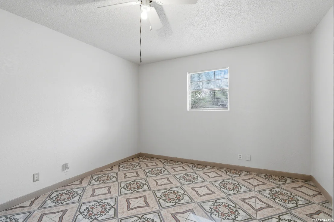 Photo of 1721 Brunswick Blvd.