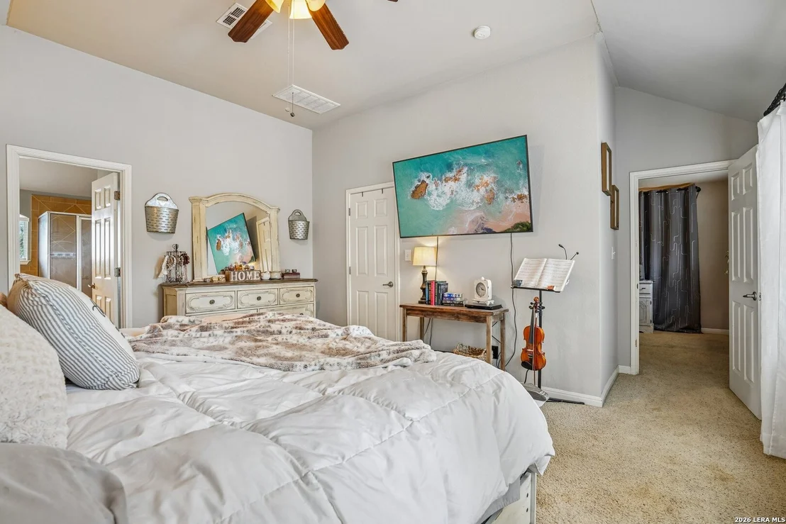 Photo of 990 OAK PARK