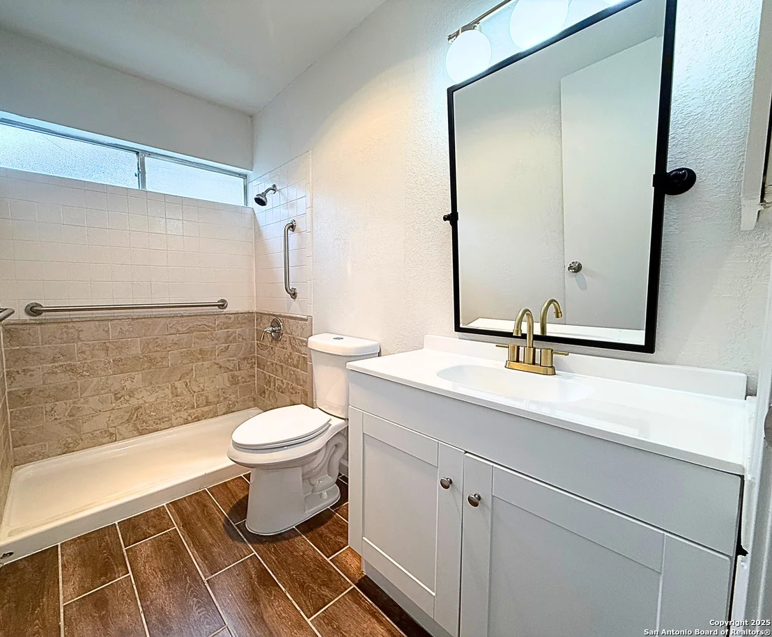 Photo of 14663 Hillside Ridge