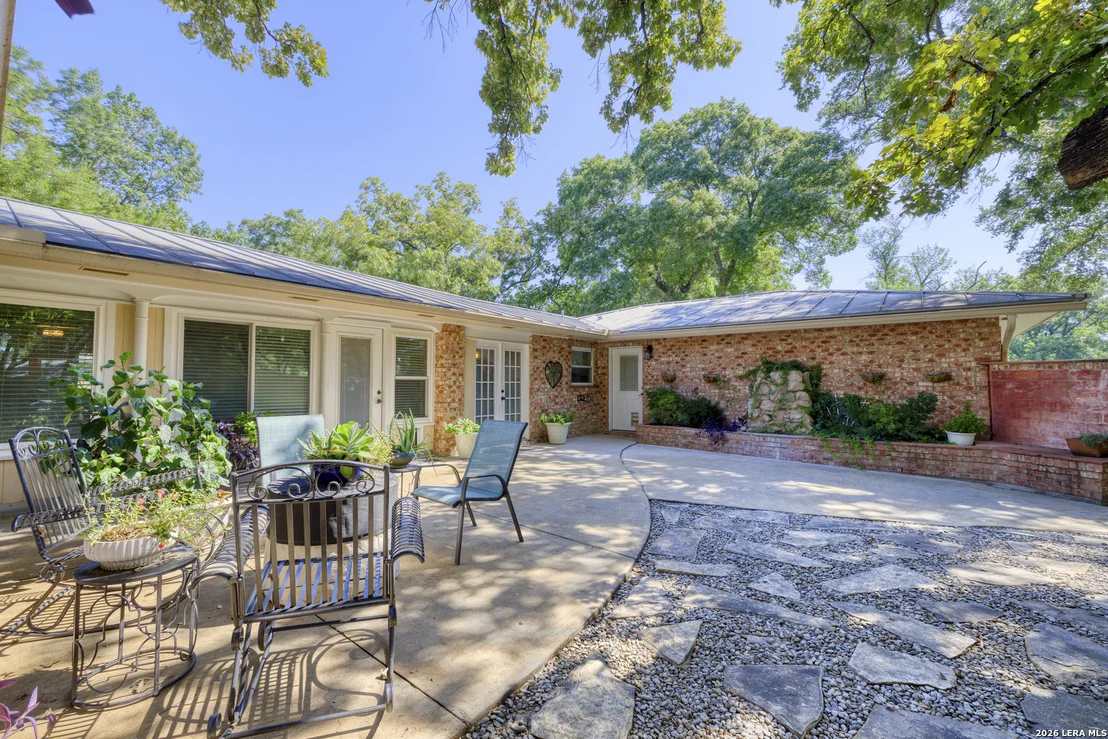 Photo of 921 Maple