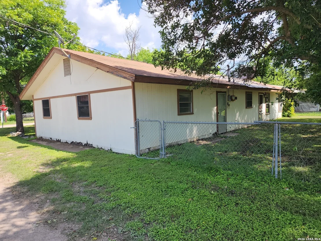 Photo of 235 N 12TH ST