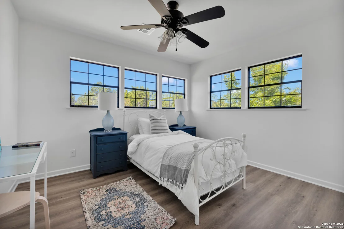 Photo of 20 Suniland