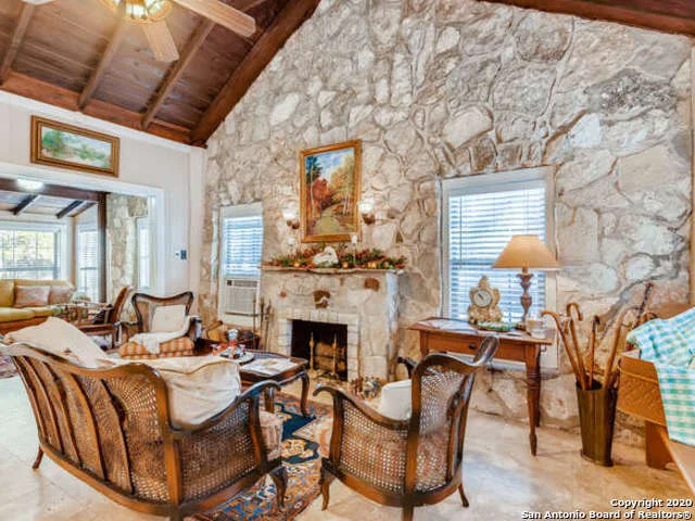 Photo of 18314 SCENIC LOOP RD