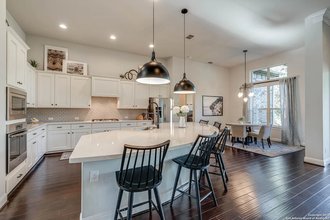 Photo of 17814 HILLSEDGE