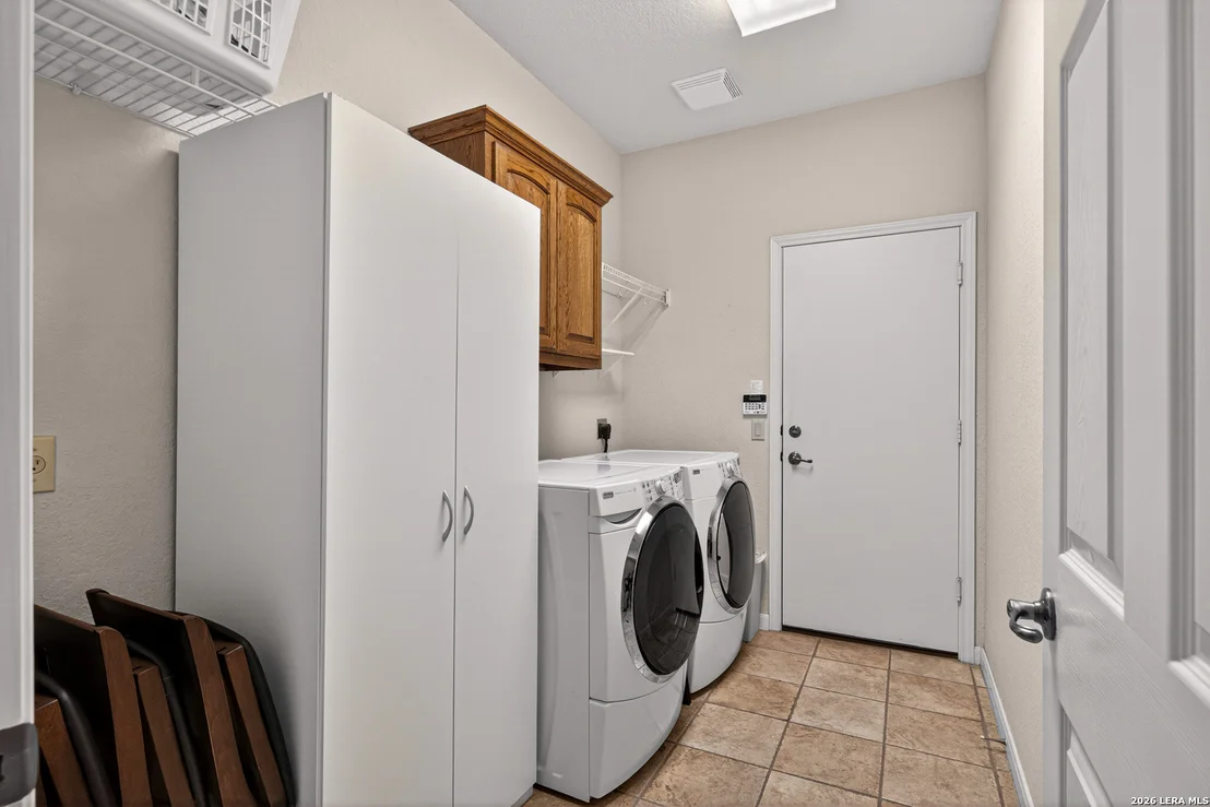 Photo of 239 Garden Hl