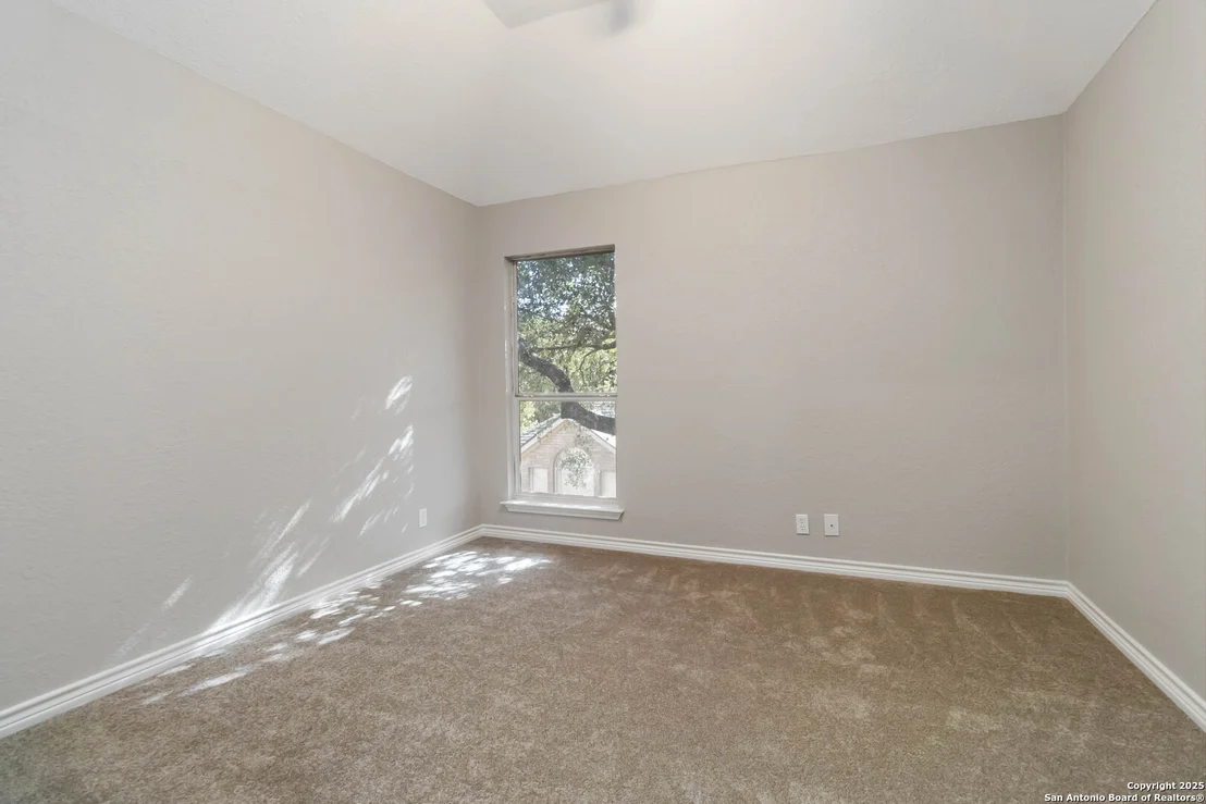 Photo of 14939 Gateview Dr