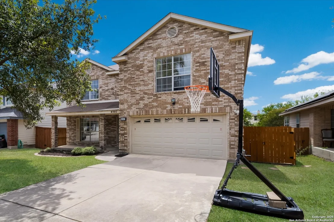 Photo of 4507 River Brook Dr