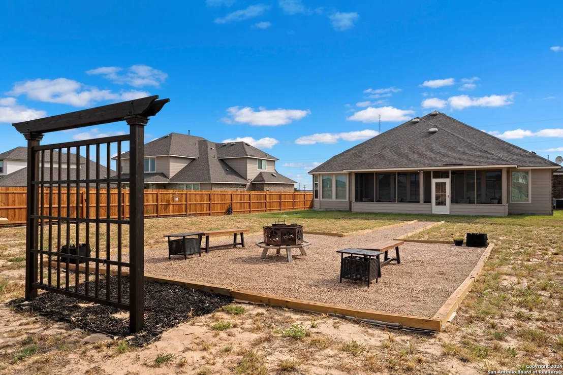 Photo of 143 Arched Oak Loop