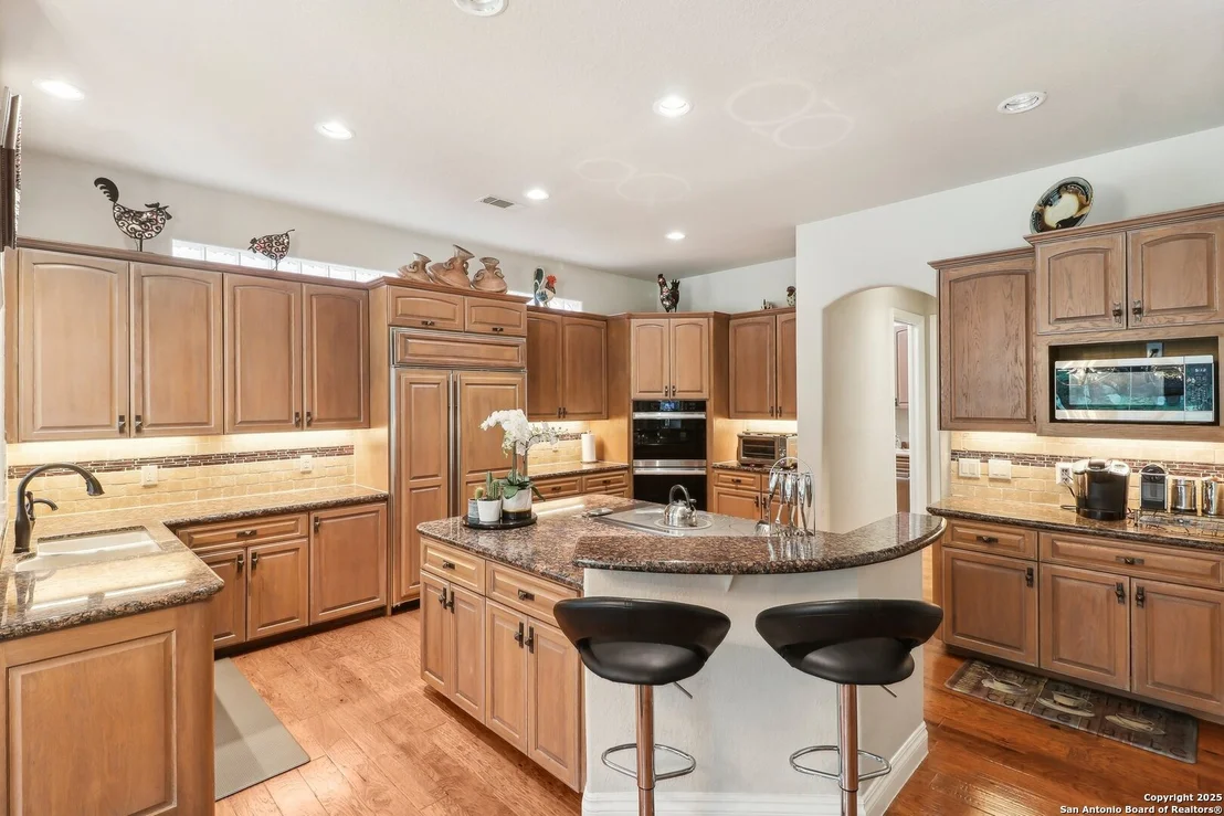 Photo of 908 La Puerta