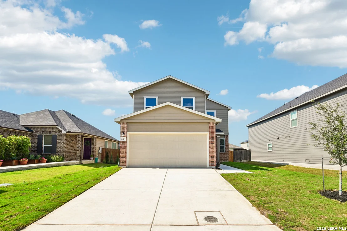 Photo of 448 Horizon Pointe