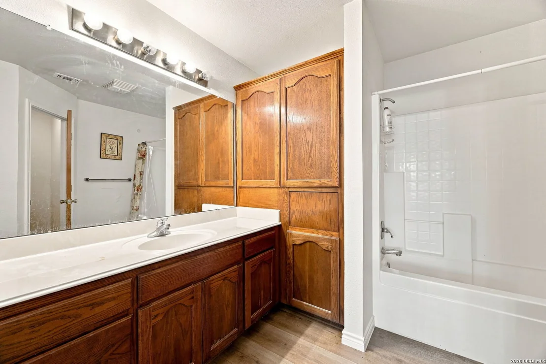 Photo of 15 SHADOW CIR