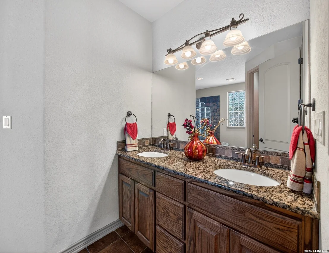 Photo of 1691 Circle Acres