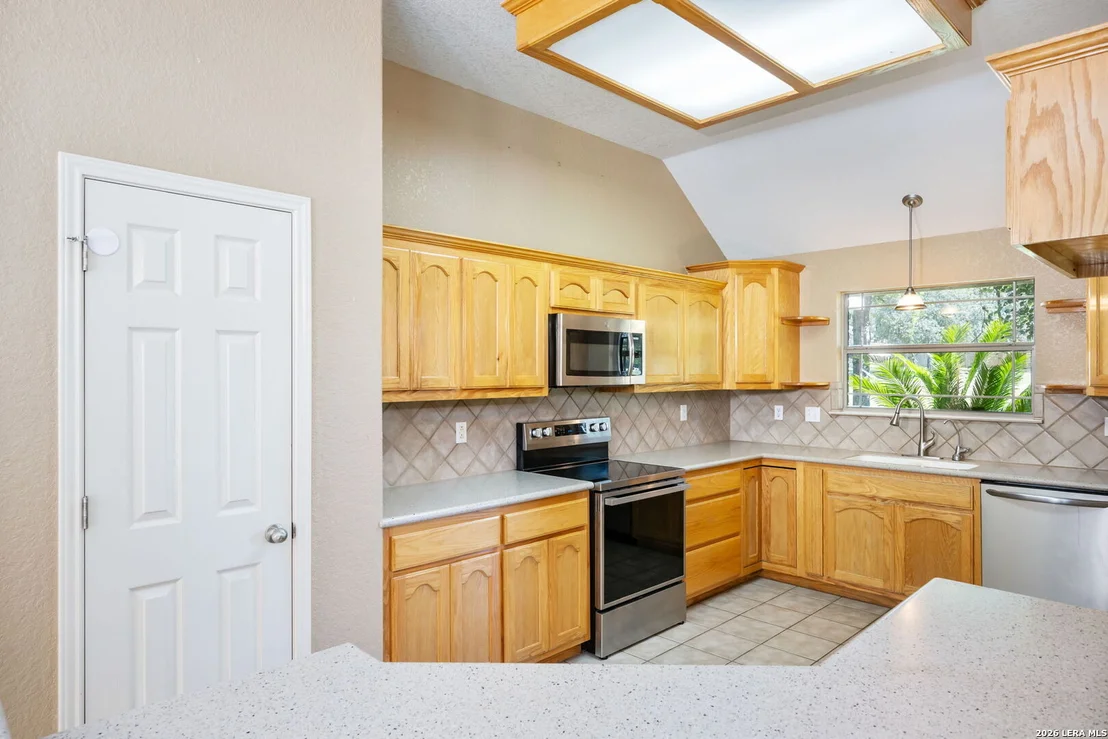 Photo of 112 LEGACY TRCE