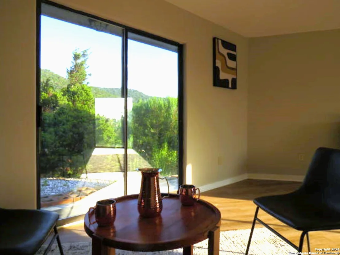 Photo of 1523 SPRING RD