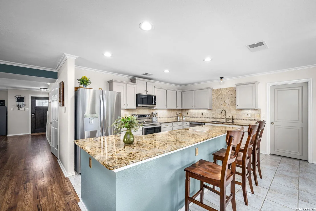 Photo of 231 Samantha Dr