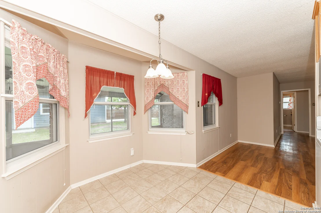 Photo of 409 Pecan Dr.