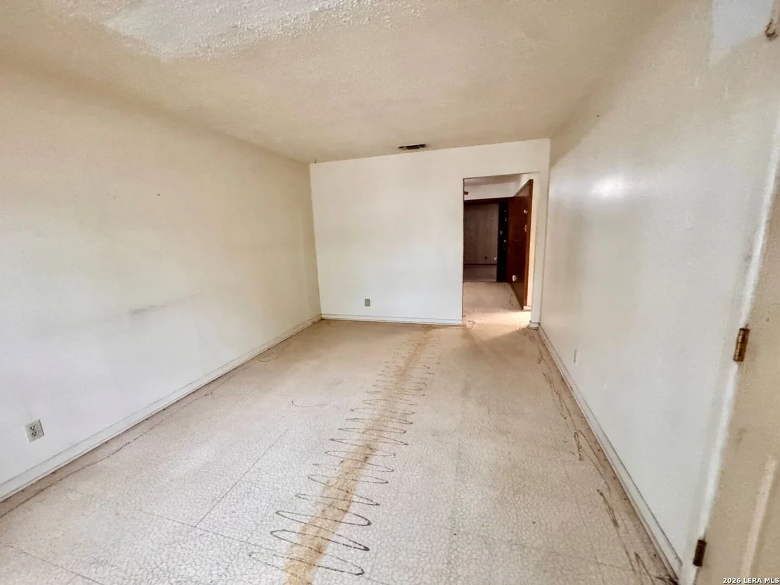 Photo of 5255 CROWN LN