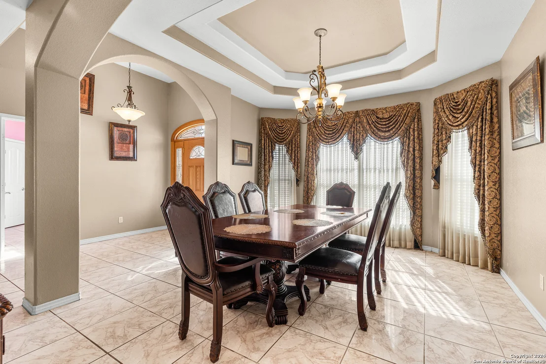 Photo of 125 HIGH MEADOW DR