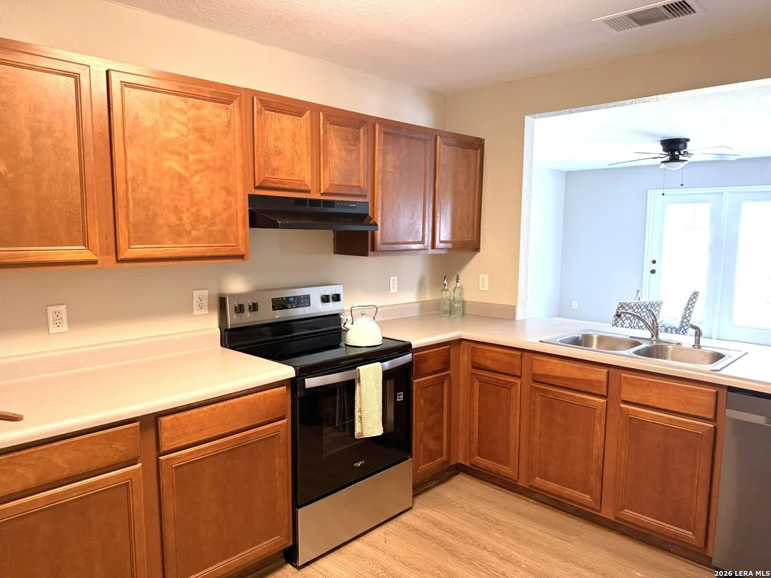 Photo of 608 ROOSEVELT DR