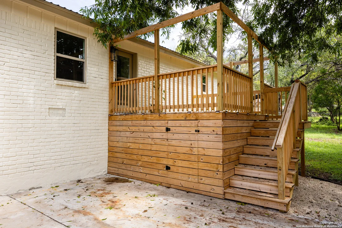 Photo of 1903 Danielle Dr