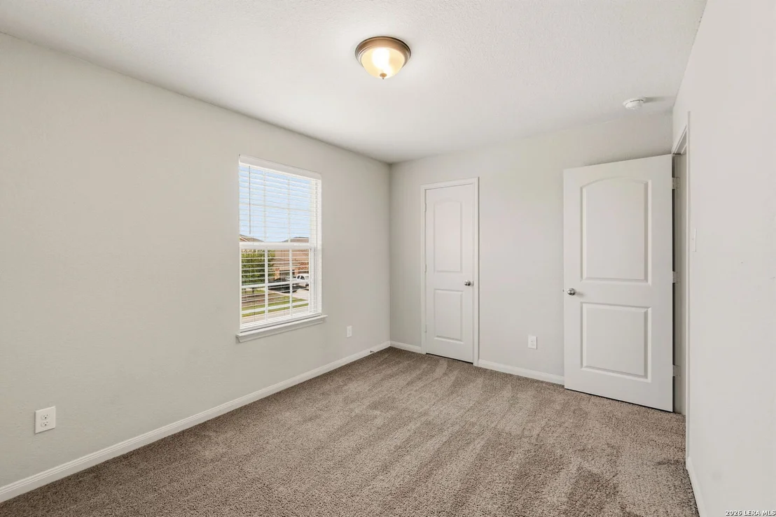 Photo of 1579 VIOLET LN