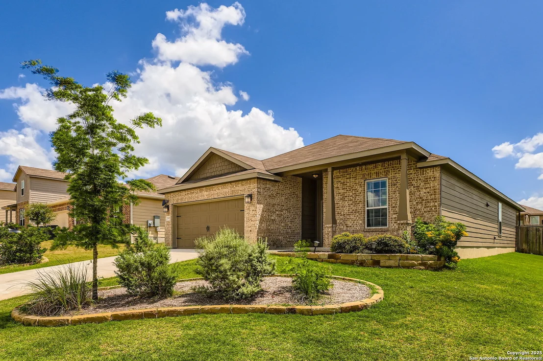 Photo of 2832 Klein Way