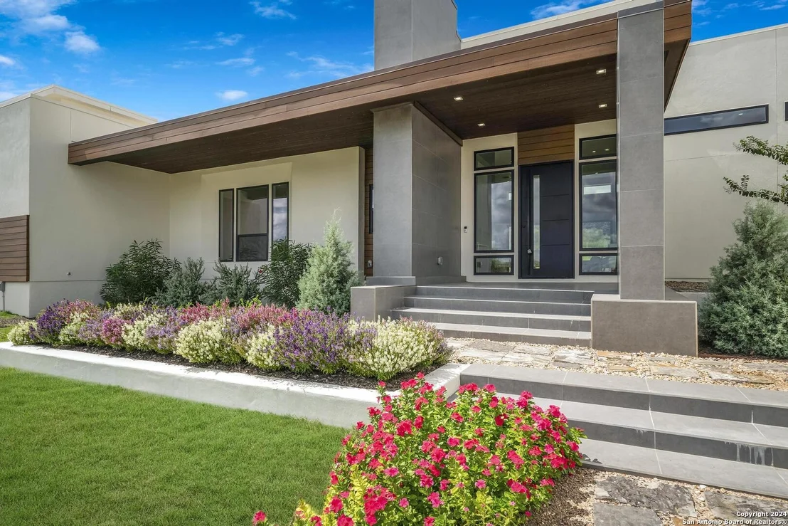 Photo of 25907 Morhiss Pt