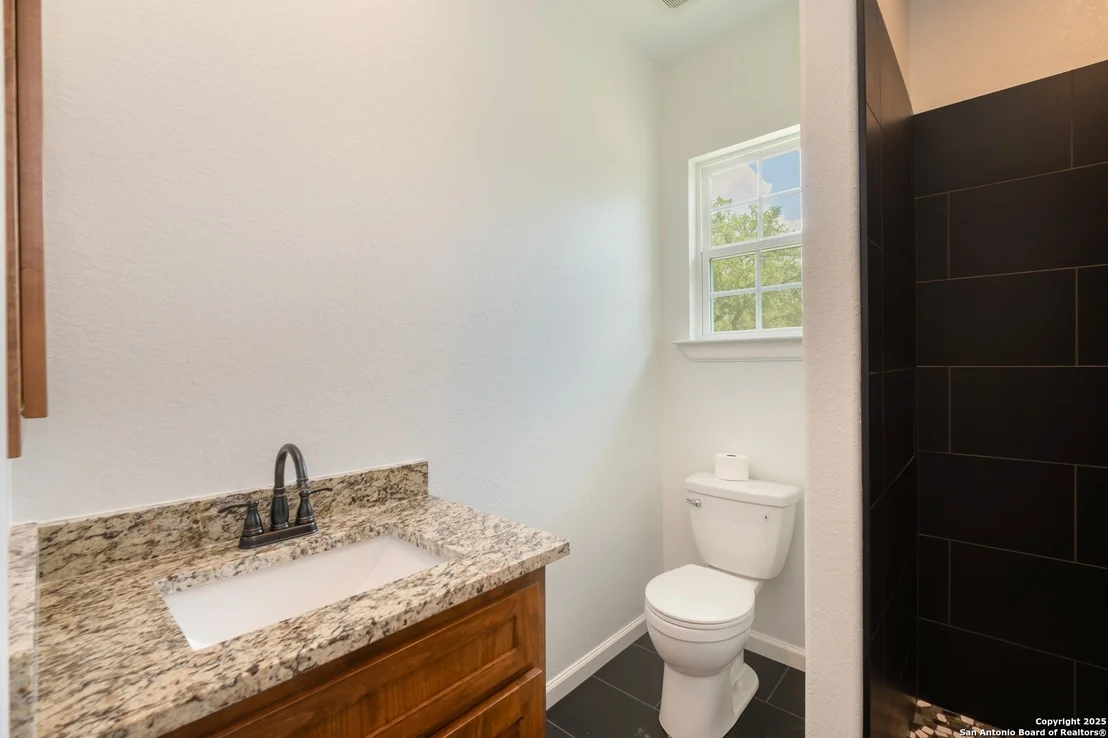 Photo of 423 County Road 2471