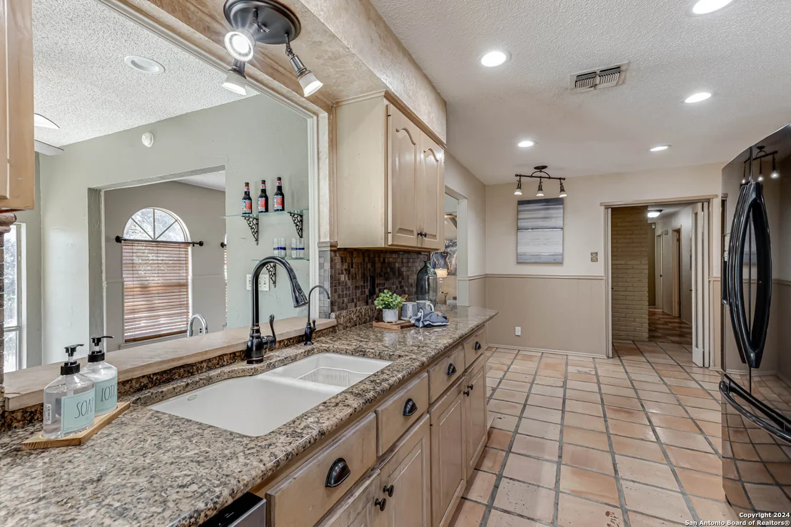 Photo of 1710 PARHAVEN DR