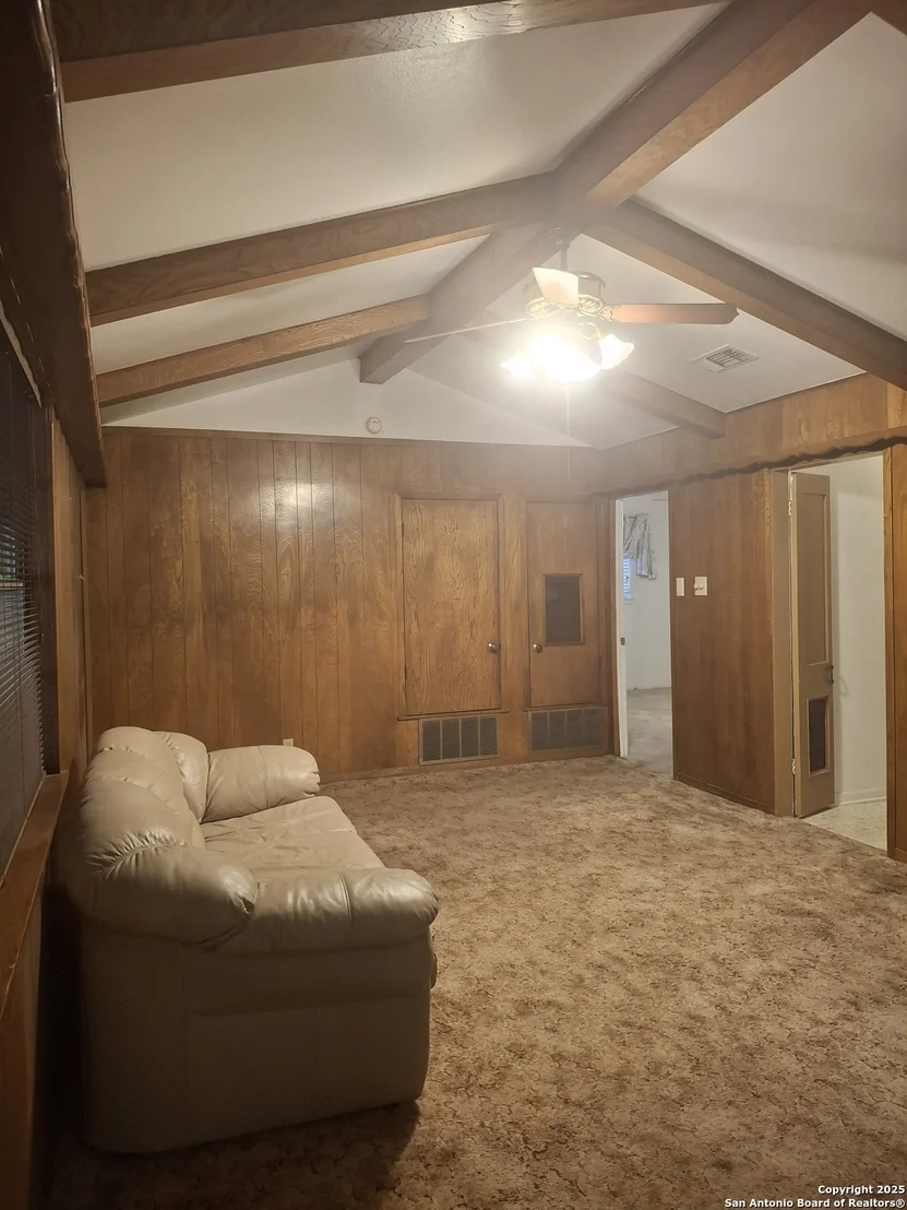 Photo of 3601 Vinecrest