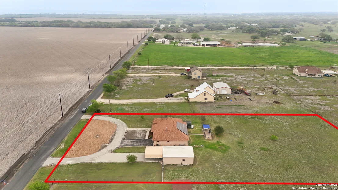 Photo of 861 County Road 464