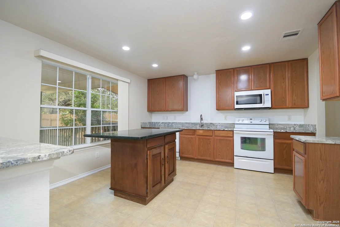 Photo of 6010 Ironmill Creek