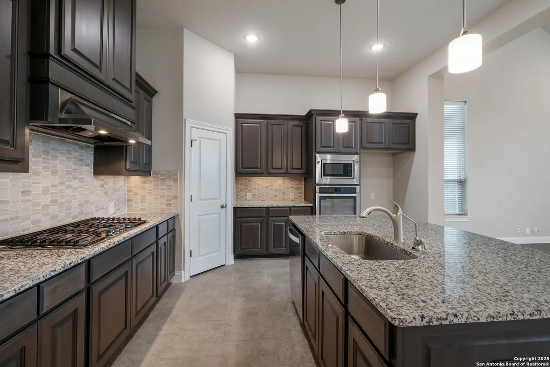 Photo of 25448 River Ledge