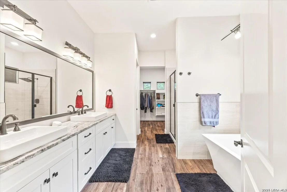 Photo of 814 Rutherford