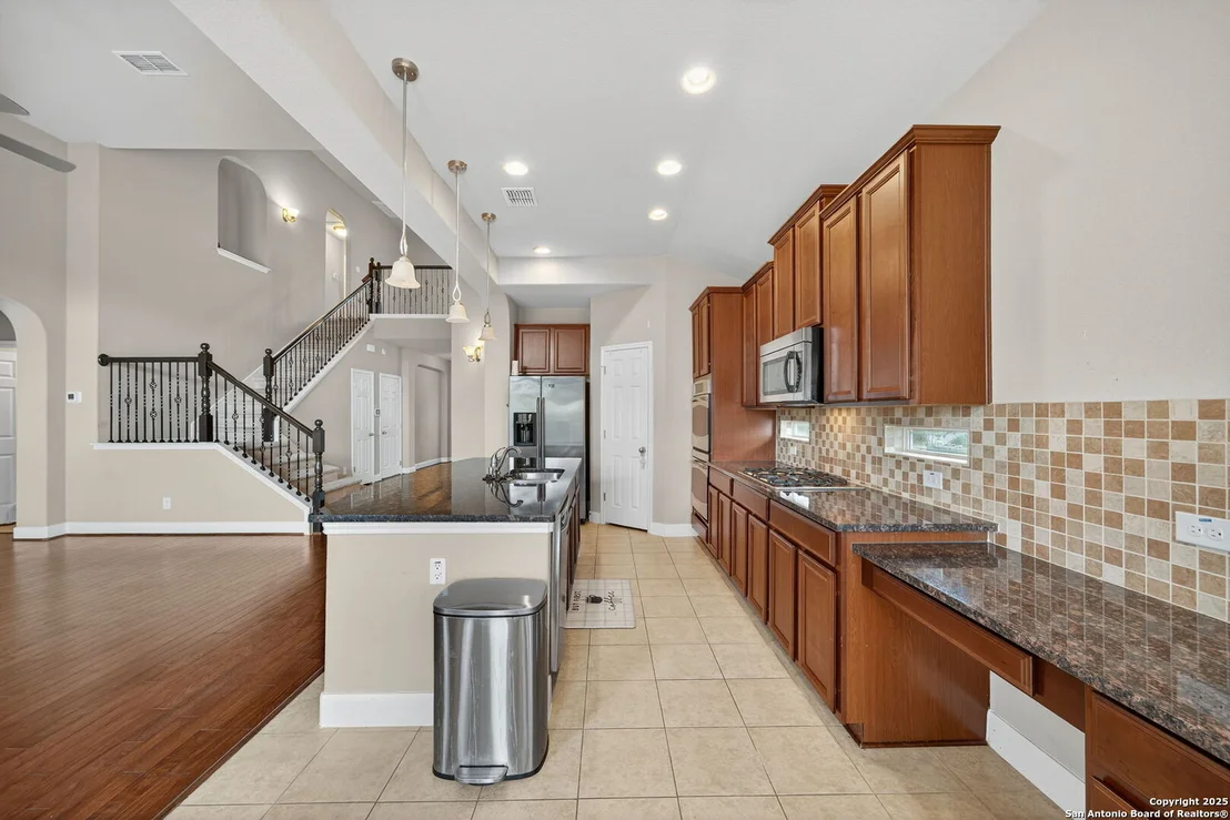 Photo of 3103 Highline
