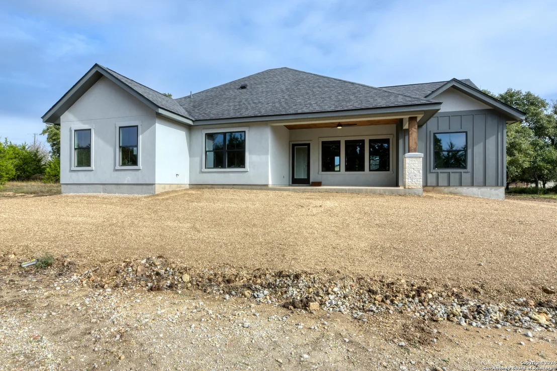 Photo of 103 N Lon Price