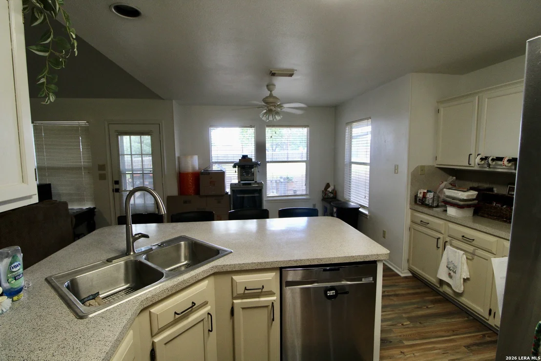 Photo of 19470 Blume Dr