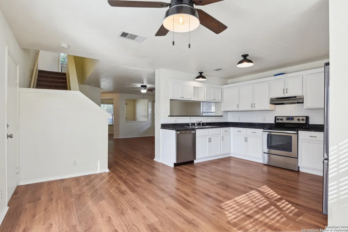 Photo of 684 CHEROKEE BLVD